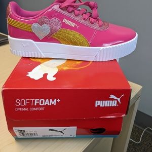 Girls puma Sneakers. Brand New size 5.5
